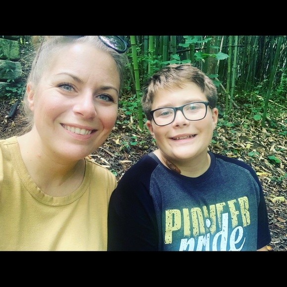 Meet your Posher, Angela - Picture 3 of 4